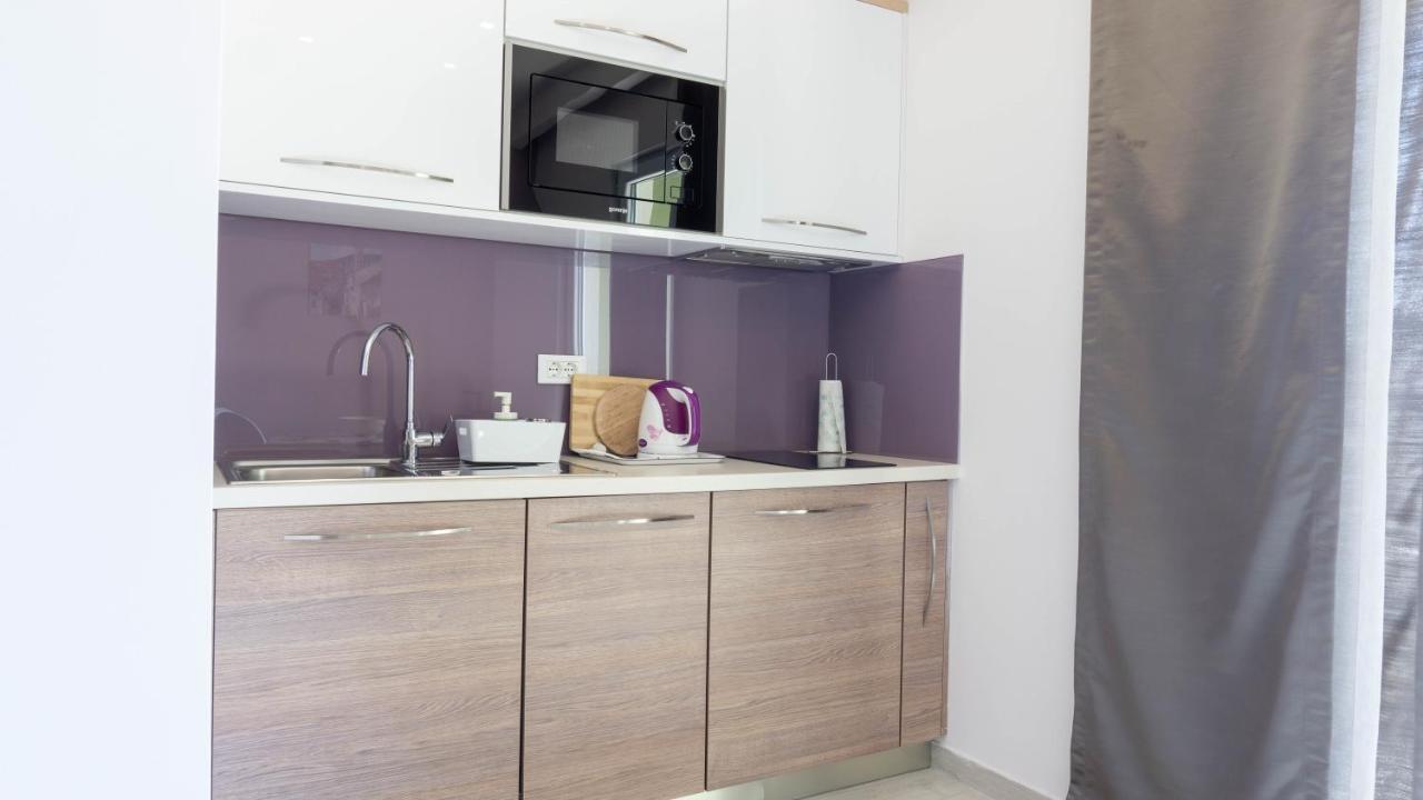 Apartments Hermes Tučepi Eksteriør billede