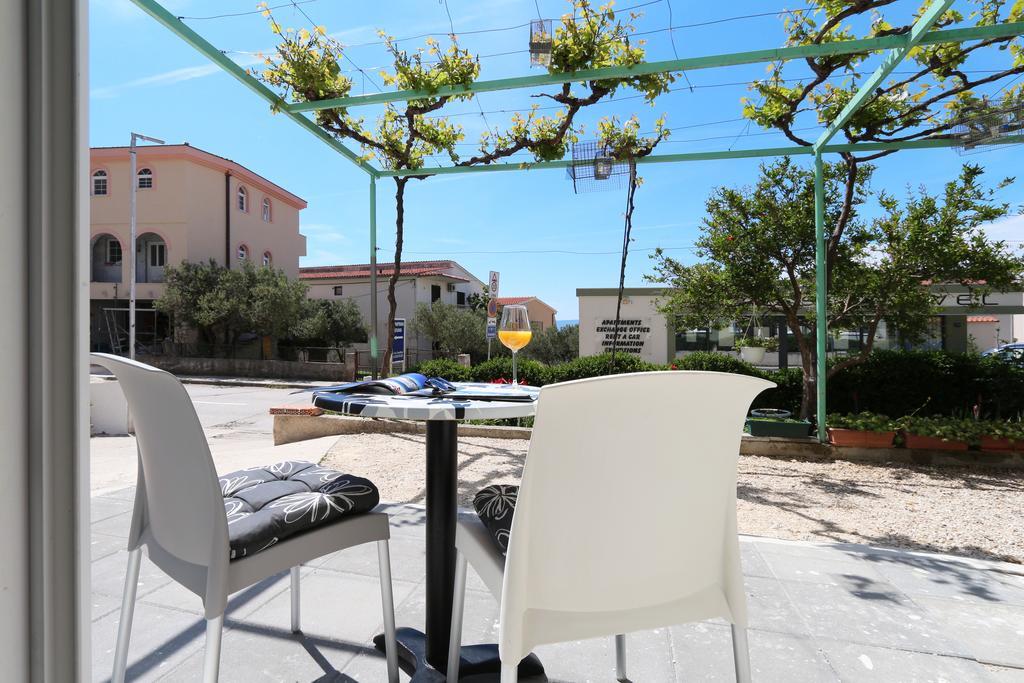 Apartments Hermes Tučepi Eksteriør billede
