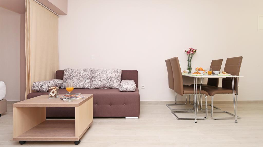 Apartments Hermes Tučepi Eksteriør billede