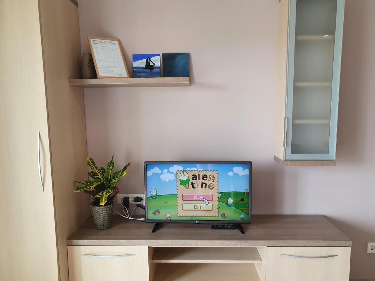 Apartments Hermes Tučepi Eksteriør billede